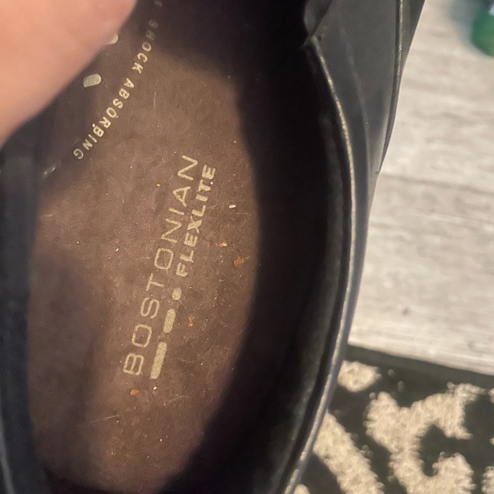 Men’s dress shoes